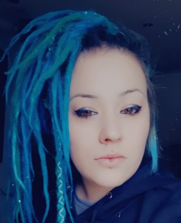 Dreadlocks à Nîmes, dans le Gard